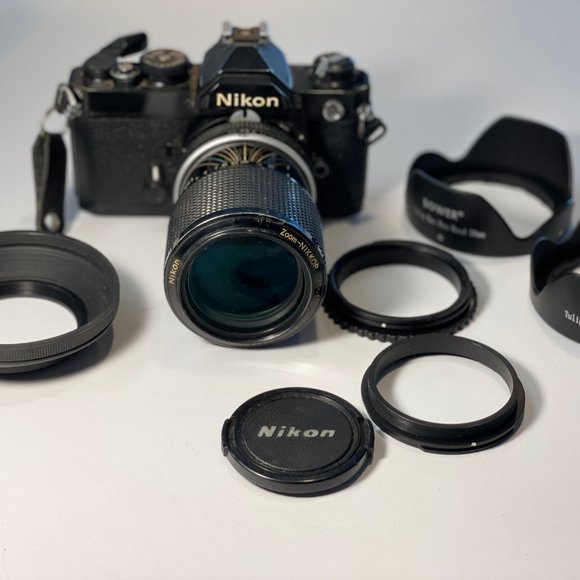 NIKON FM Vintage Black Body camera w 2 LENSES & many accessories - Picture 4 of 16